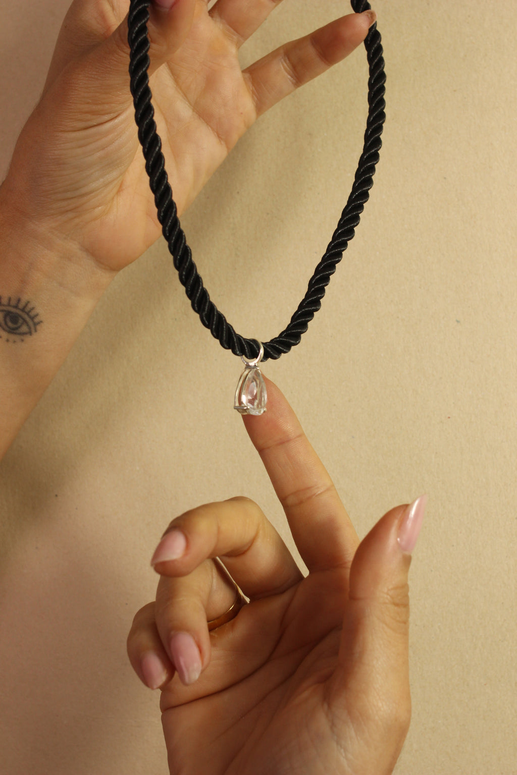 Colar Quartzo Transparente | linha Prata