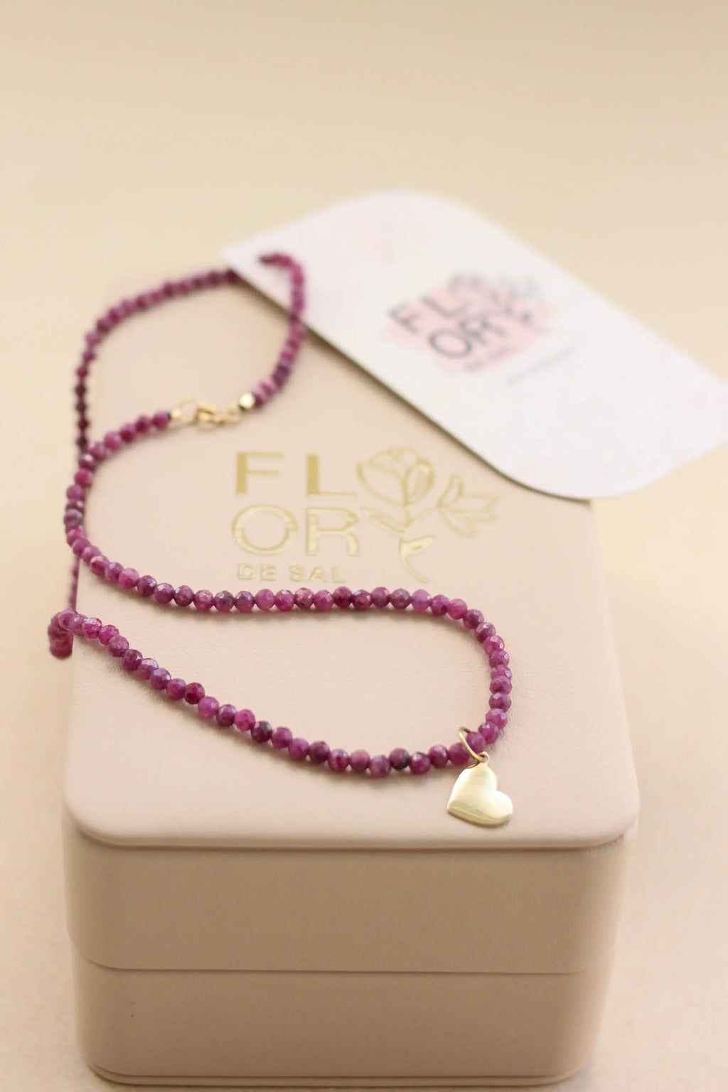 Colar Ana em Rubi 18k