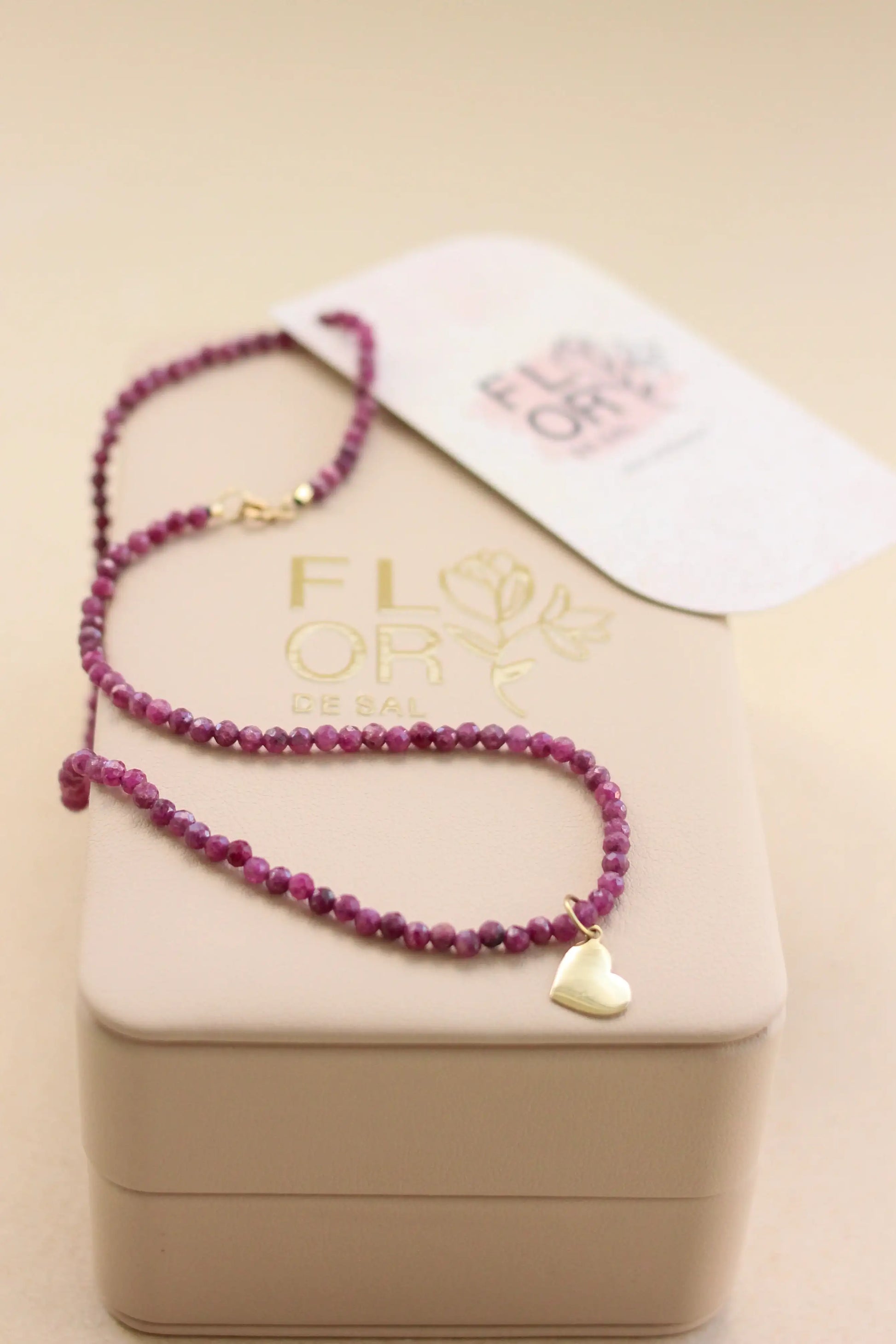 Colar Ana em Rubi 18k