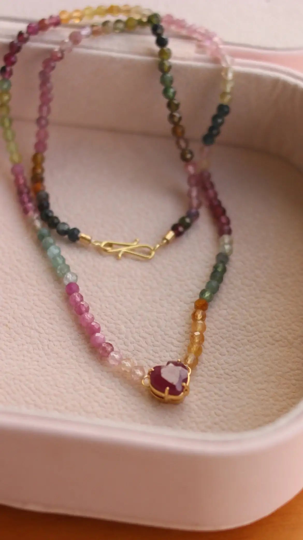 Colar coração em Rubi & Turmalinas | Ouro 18k