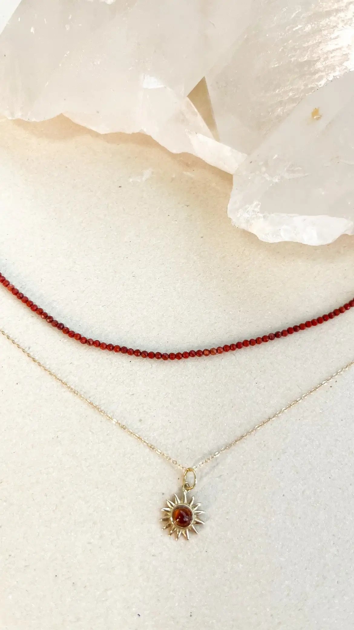Colar em Jaspe | Linha ouro 18k