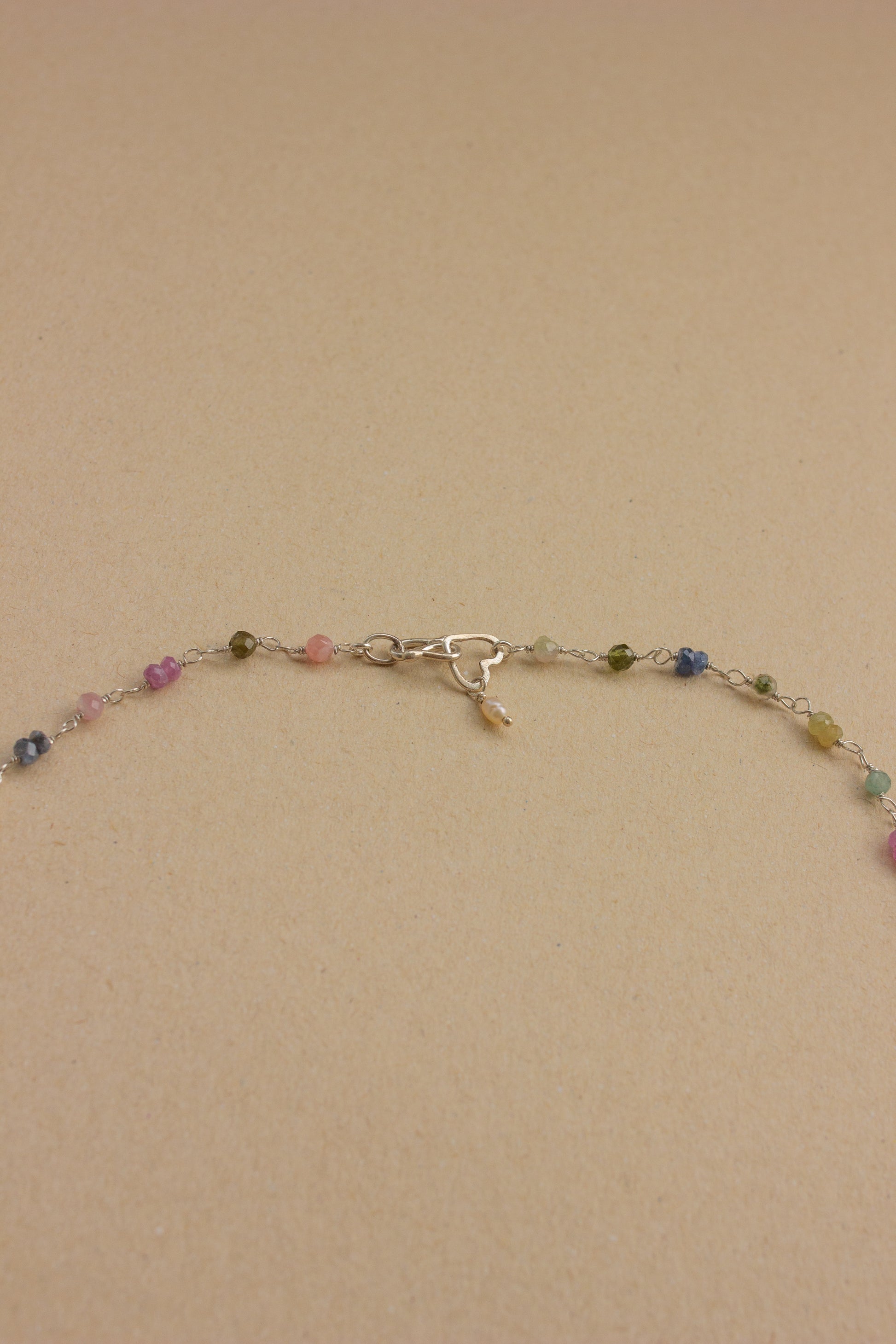 Colar Lilla | Safiras Colorida | Prata 950