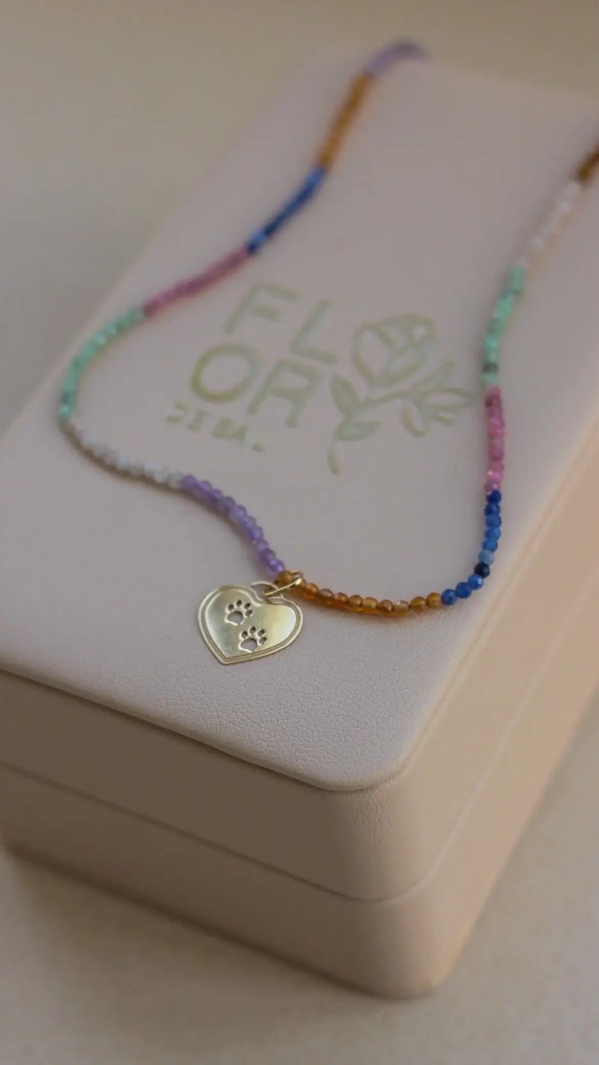 Pingente Mãe de Pet | Ouro 18k