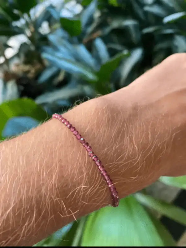 Pulseira Granada acabamento em Prata