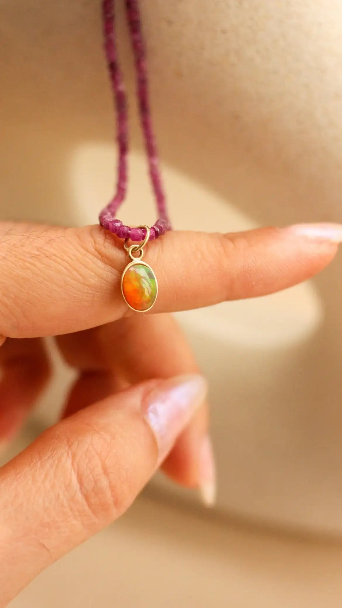 Pingente Opala de Fogo | Linha ouro 18k