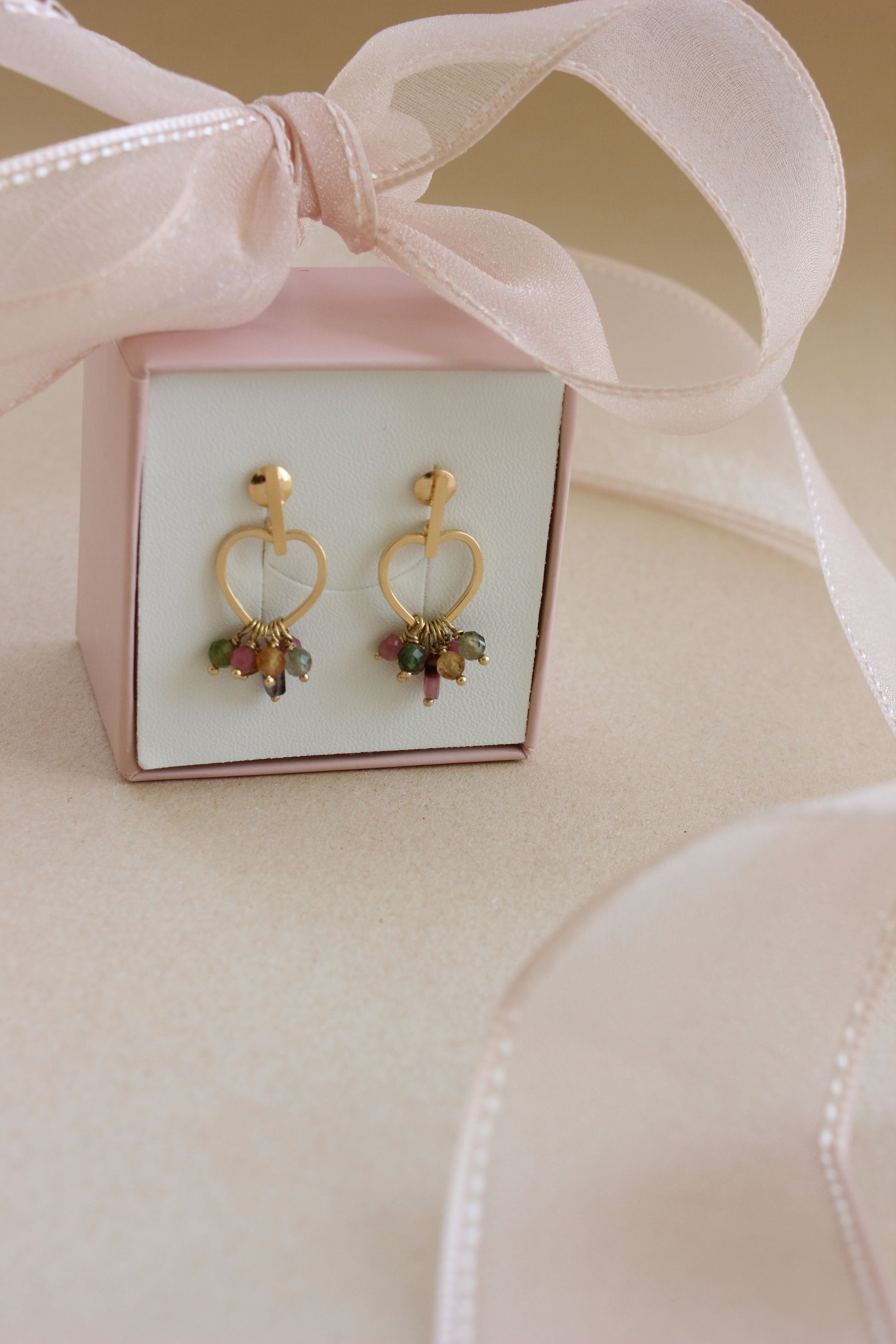 Brinco Love Storie | Turmalinas | Ouro 18k