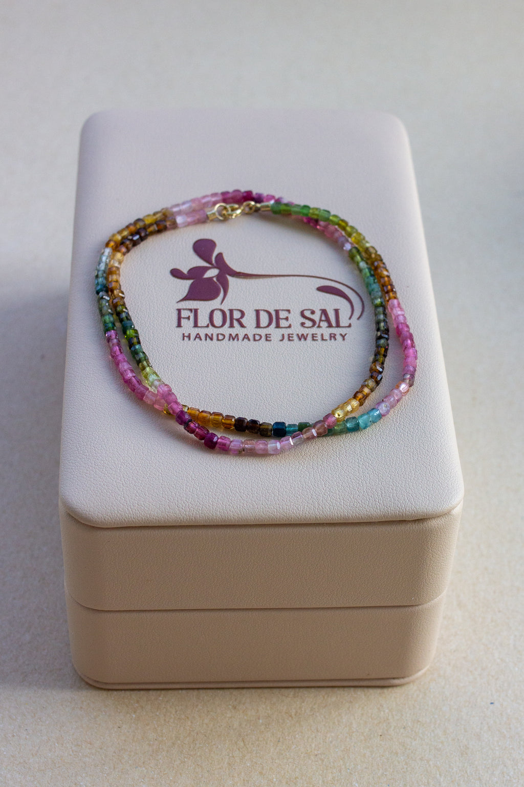 Colar em Turmalina lapidação Cubo | ouro 18k