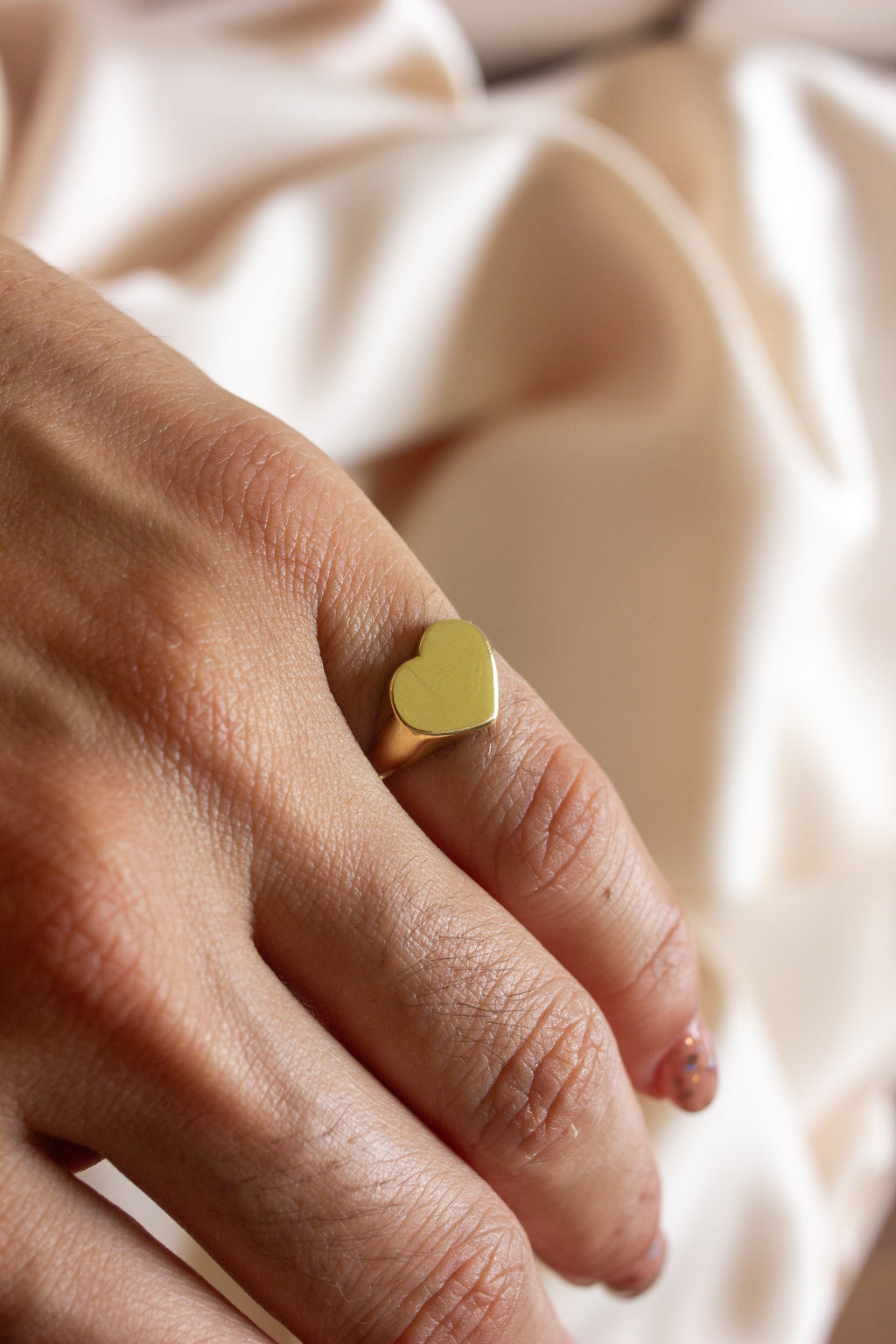 Anel Coração Dedinho | Ouro 18k