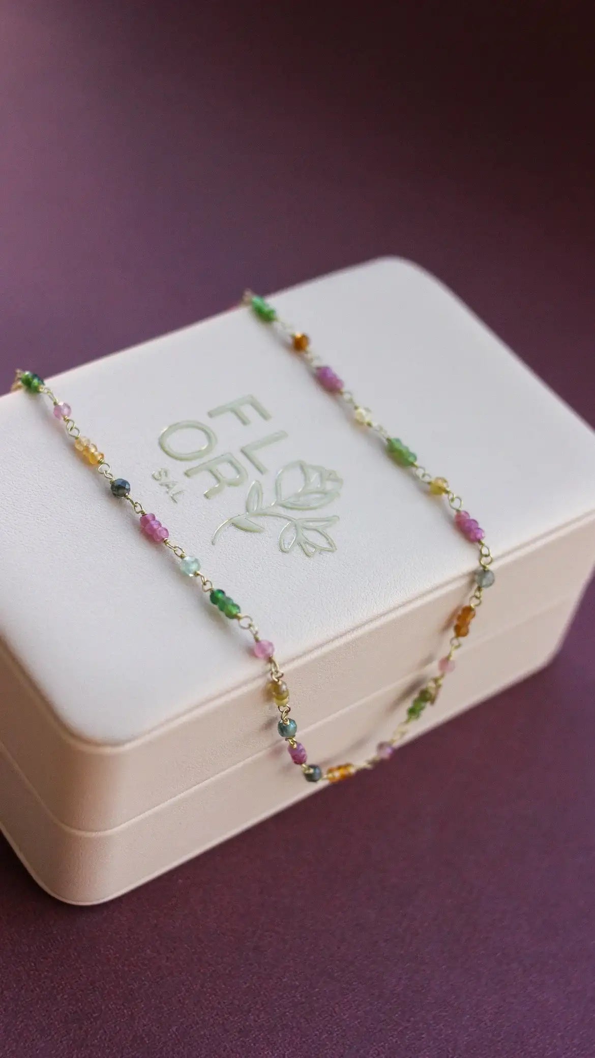 Colar Poesia em Ouro 18k