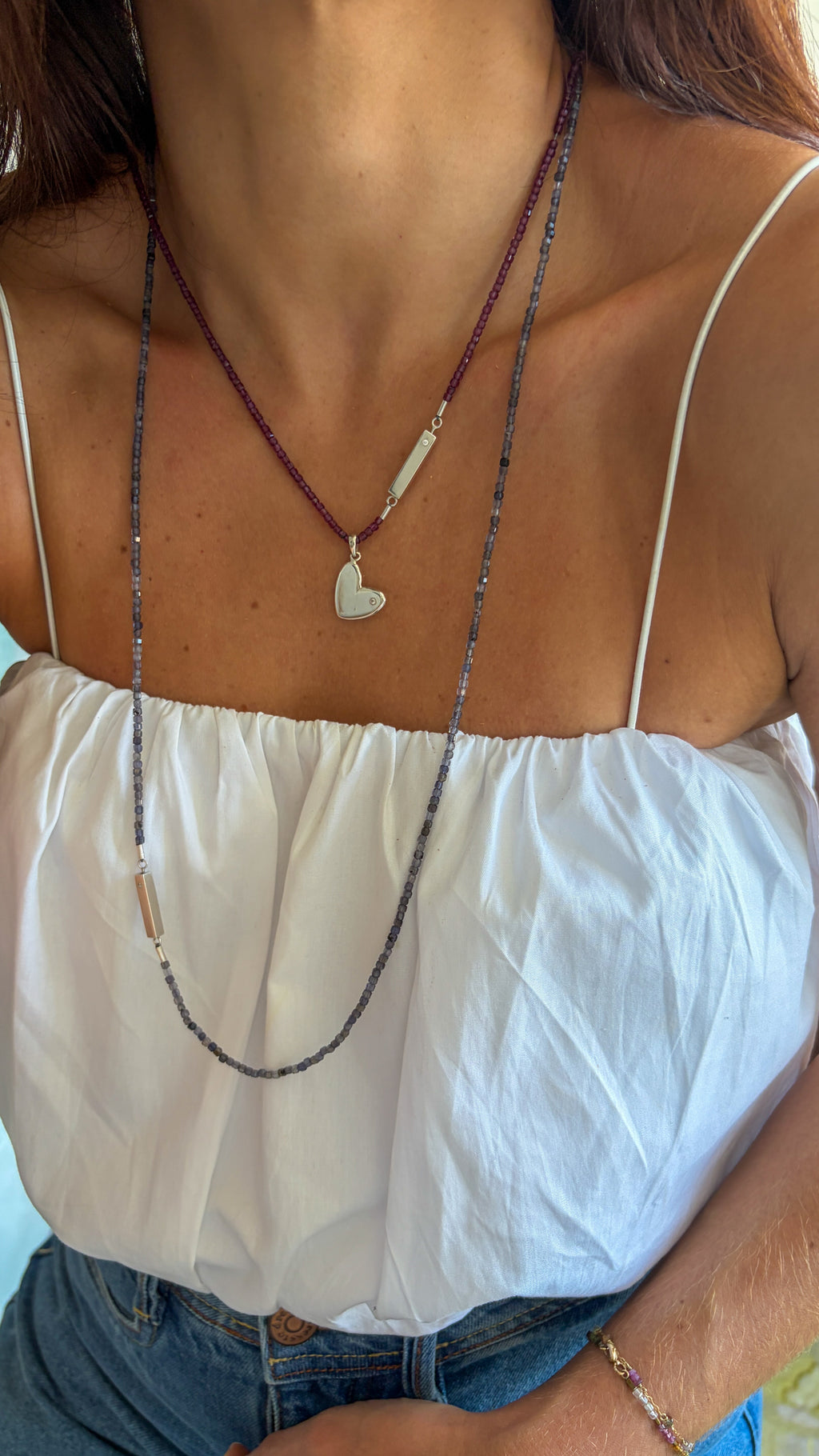 Colar em Iolitas| Fecho Joia com Diamante