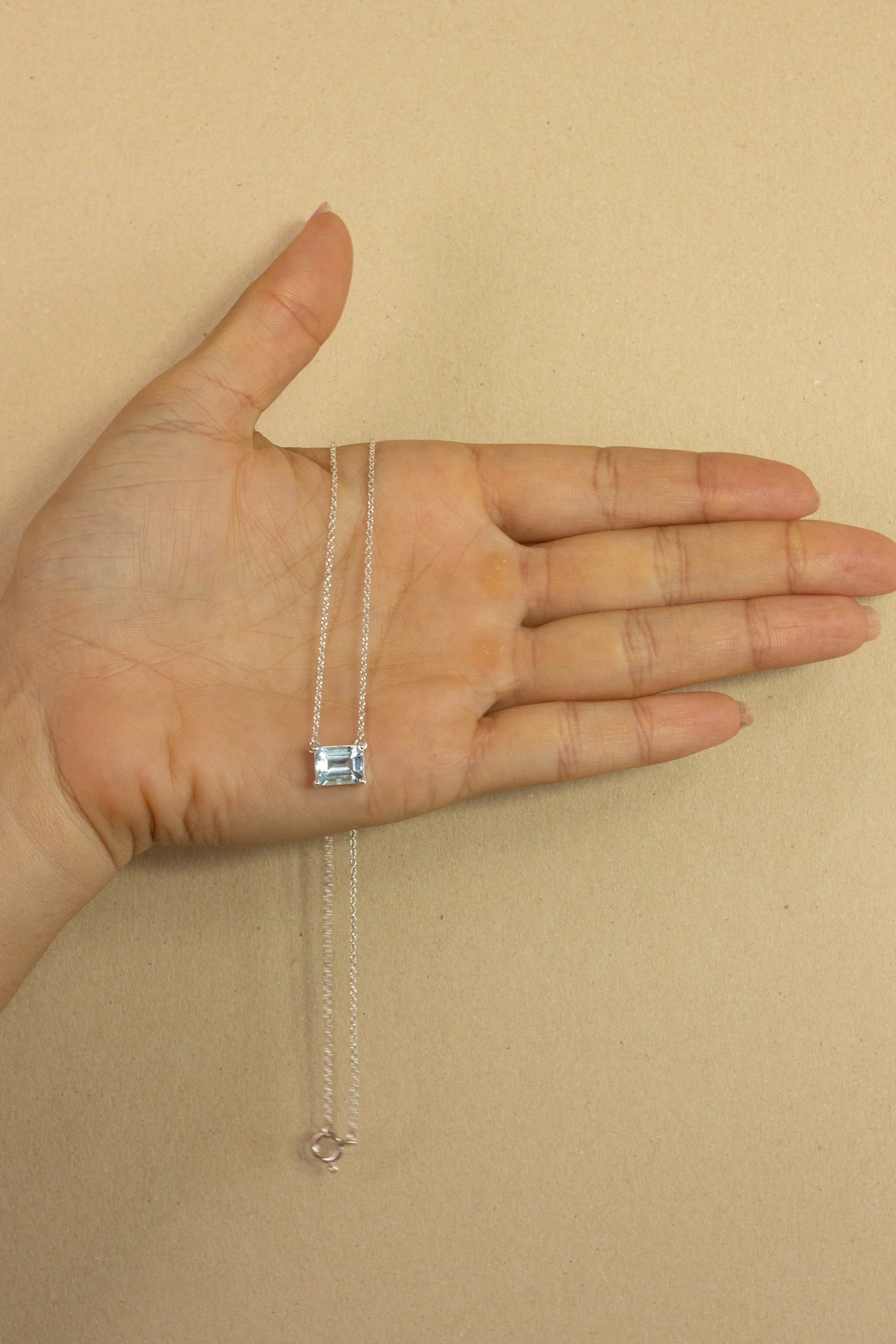 Colar Topázio Azul | Linha Prata