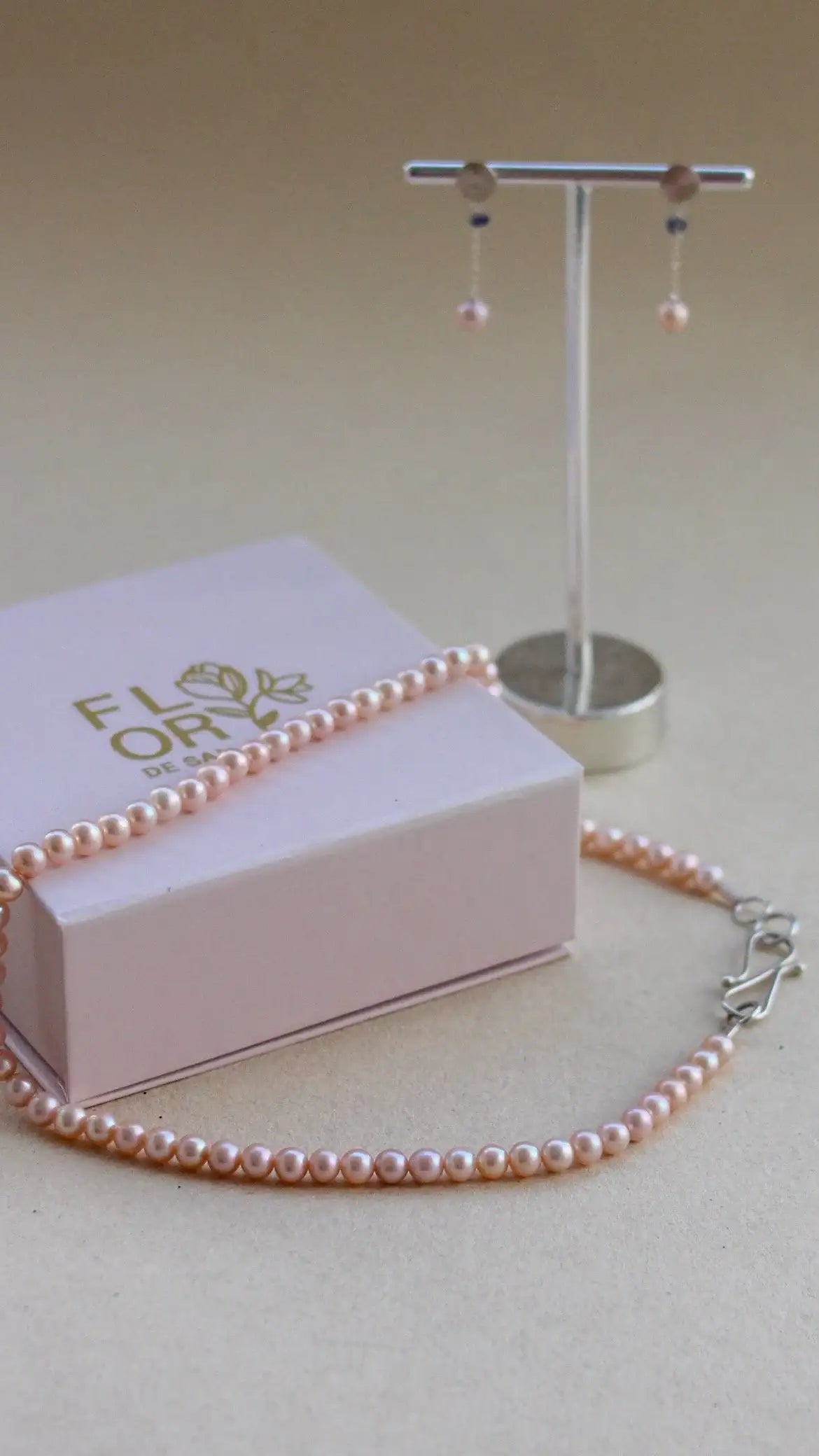Colar Amélia Pérolas Rose | Linha Prata