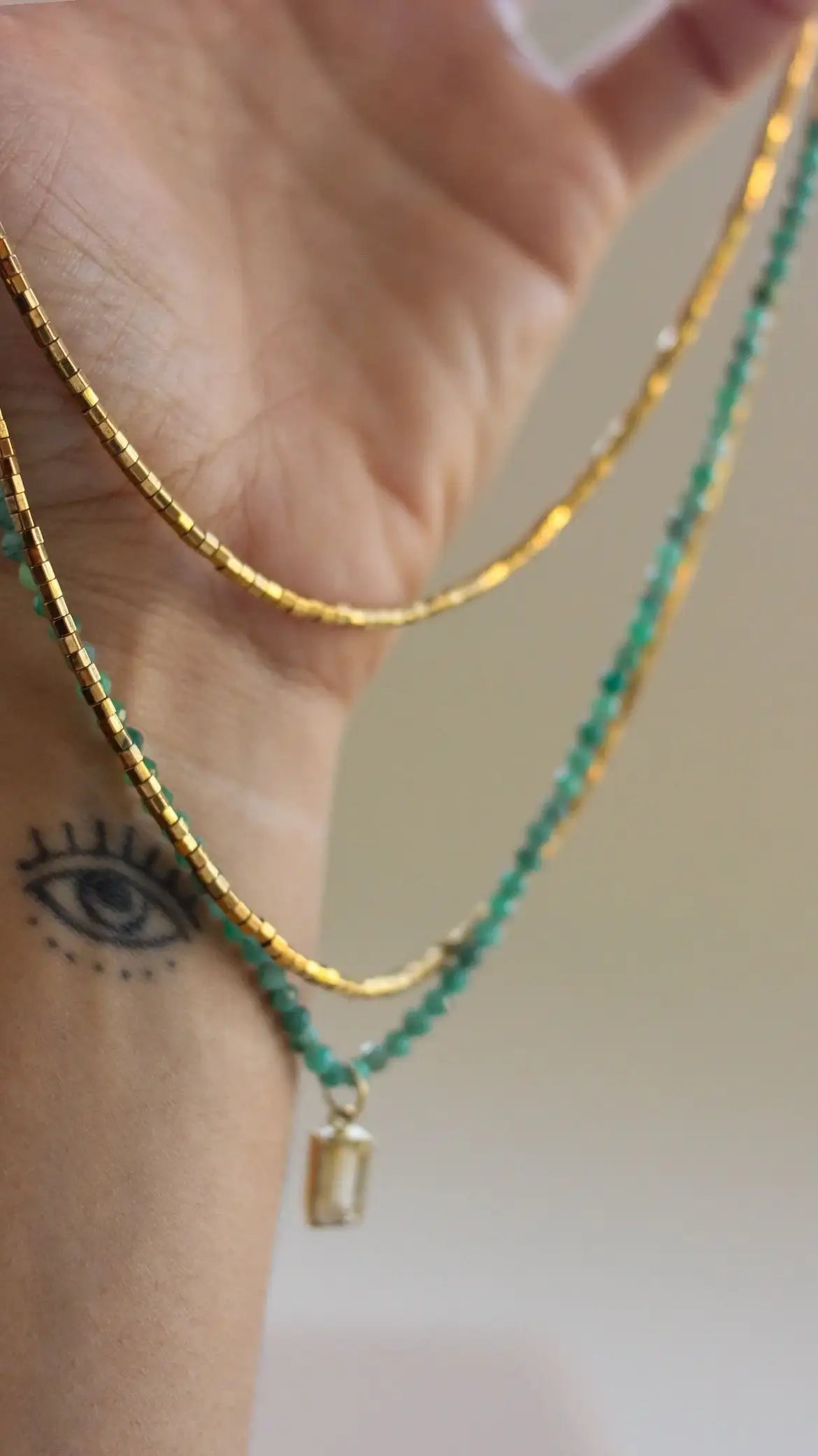 Colar Raio de Sol em Hematitas | linha ouro 18k