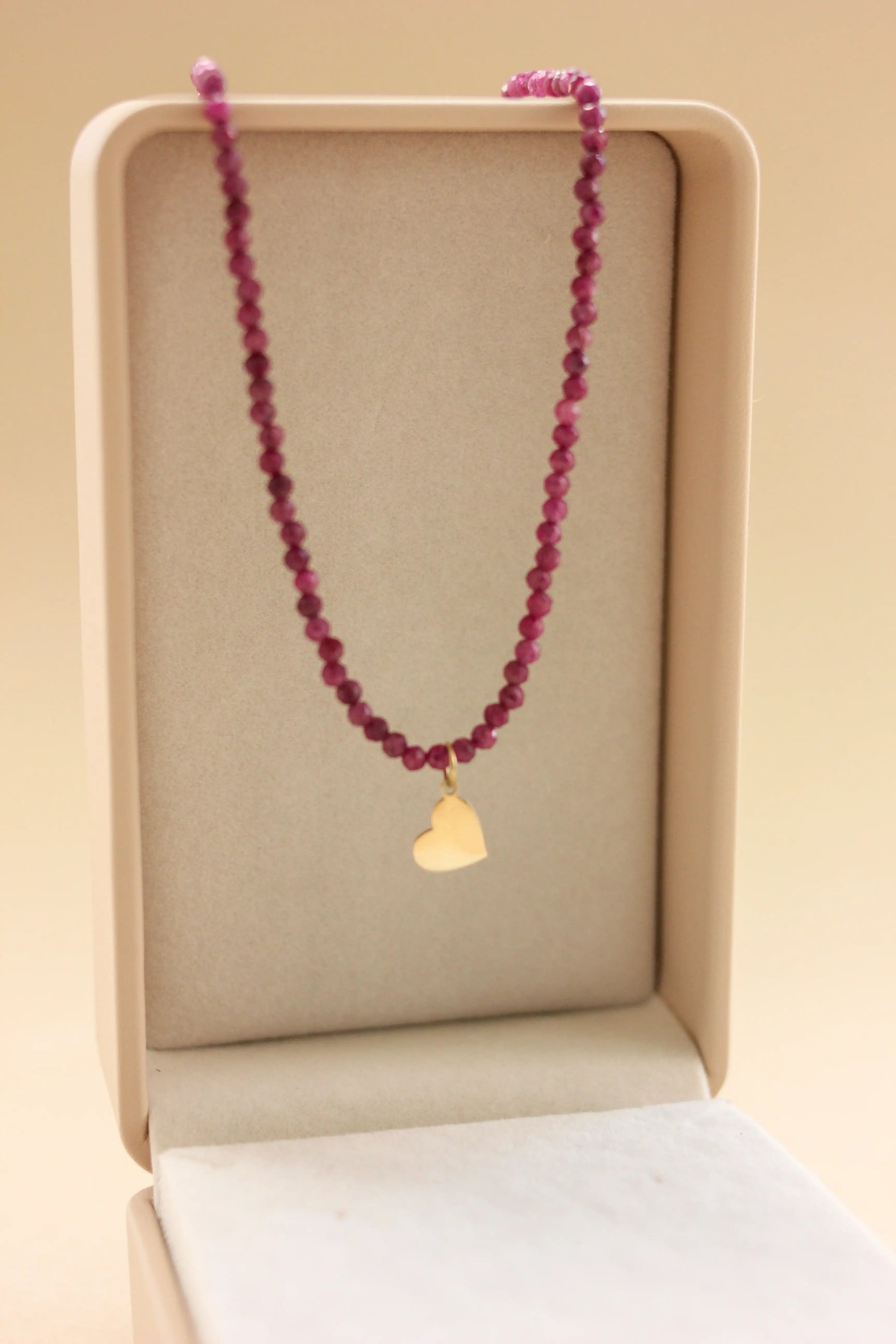 Colar Ana em Rubi 18k