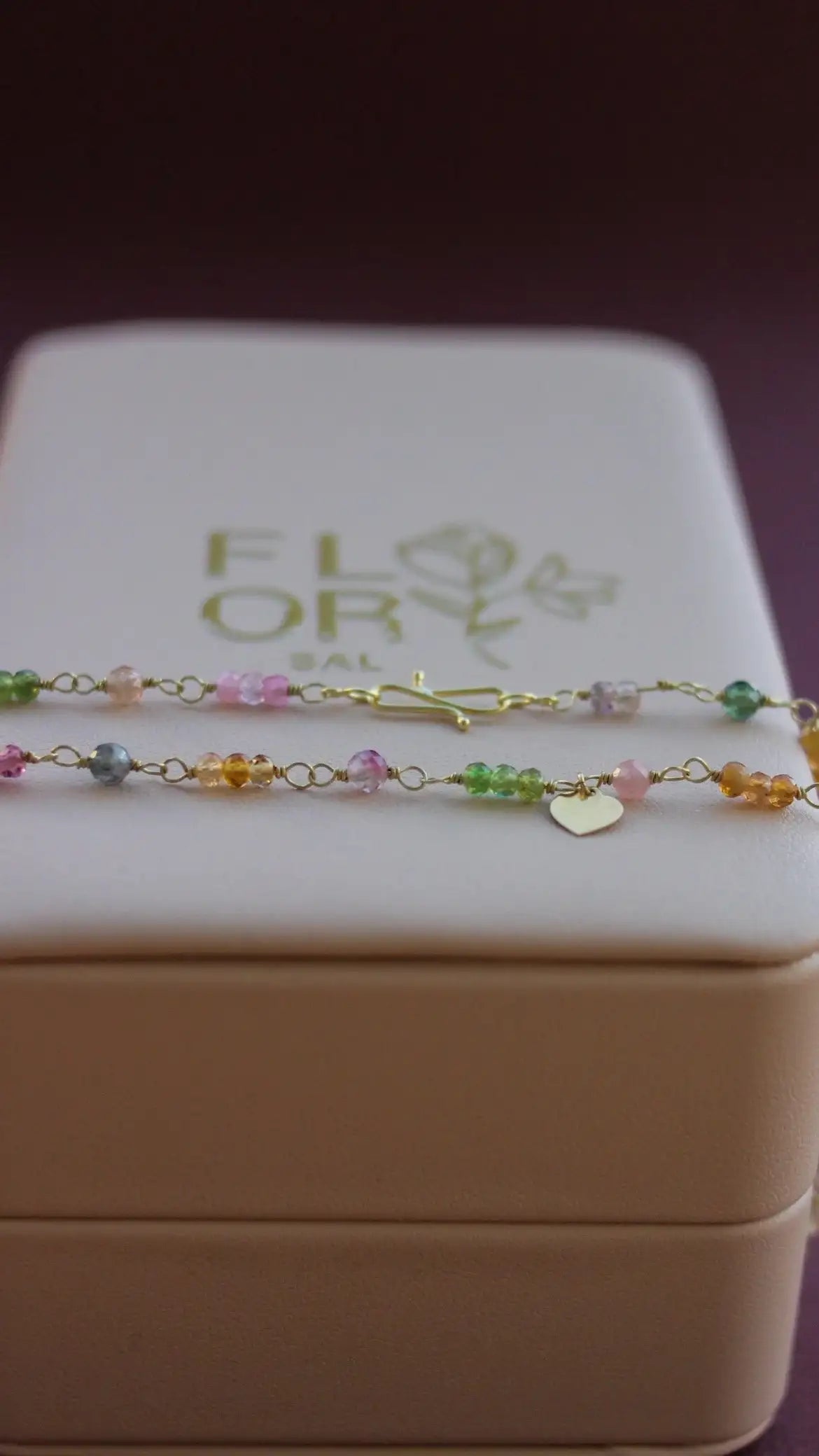 Colar Poesia em Ouro 18k