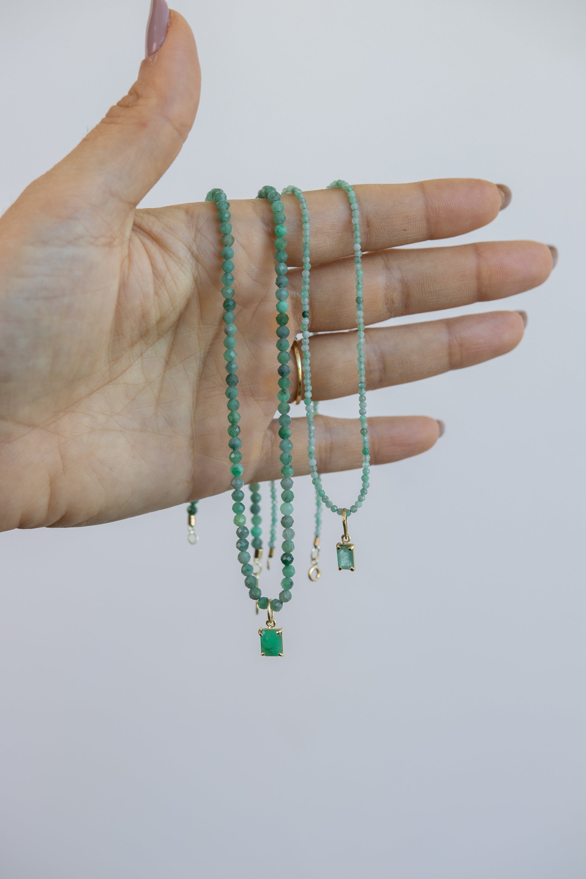 Colar em Esmeraldas Facetadas | Ouro 18k
