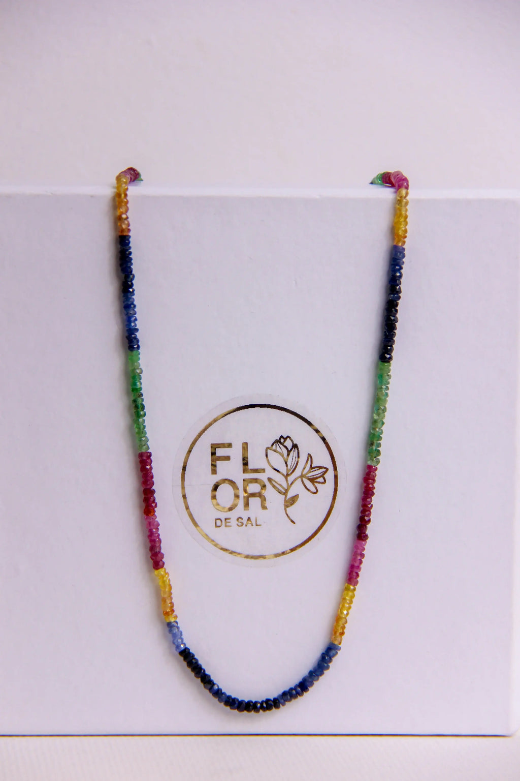 Colar Rainbow Power fecho em ouro 18k