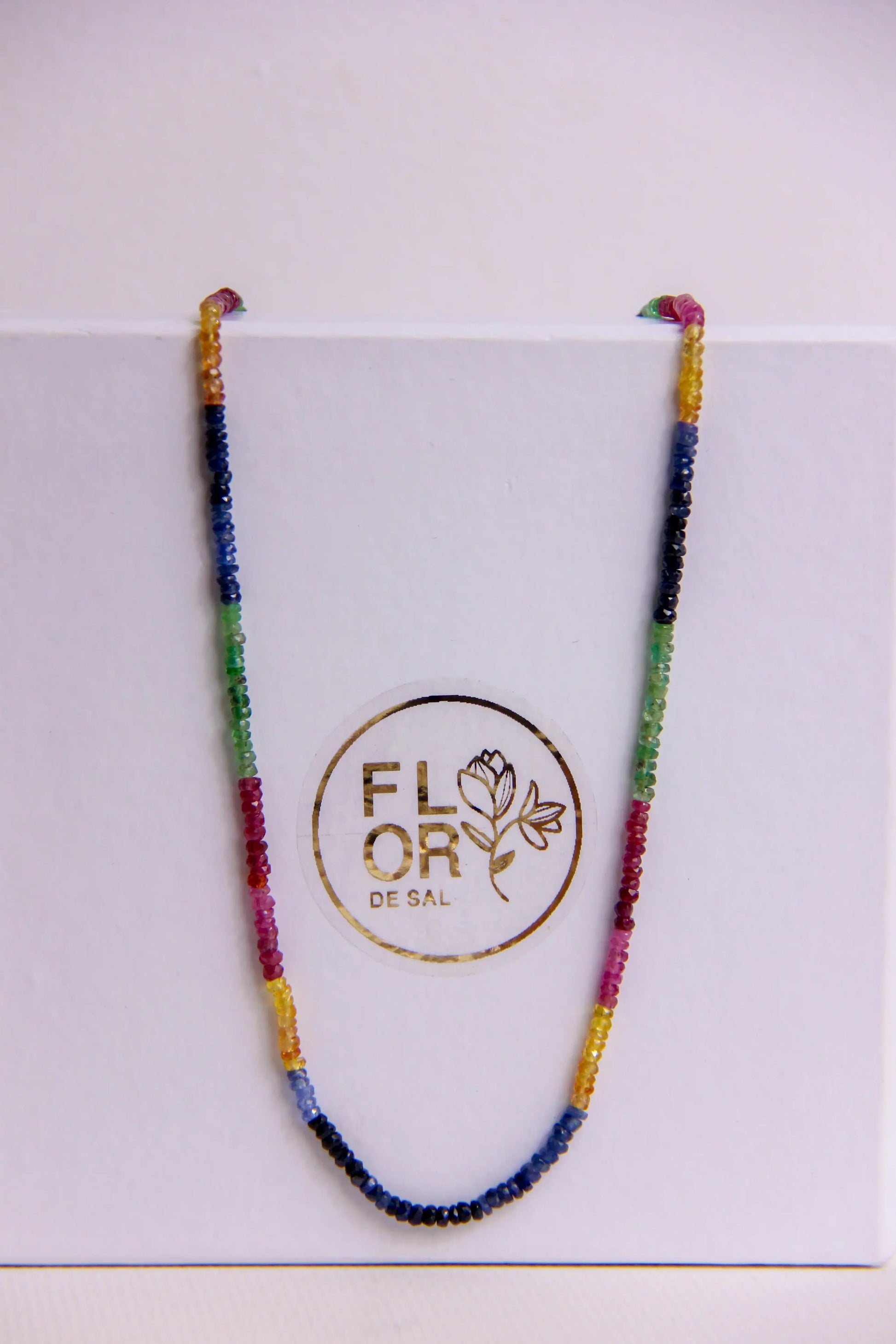 Colar Rainbow Power fecho em ouro 18k