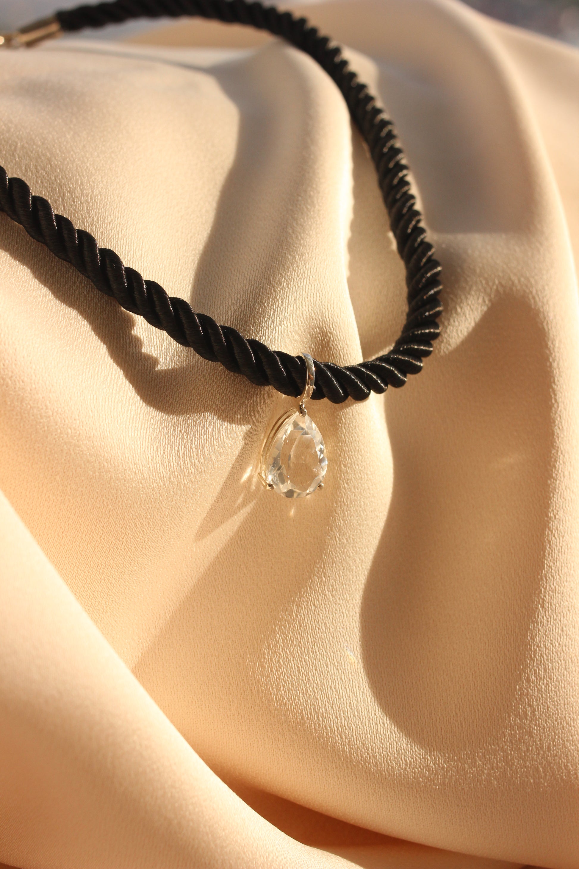 Colar Quartzo Transparente | linha Prata