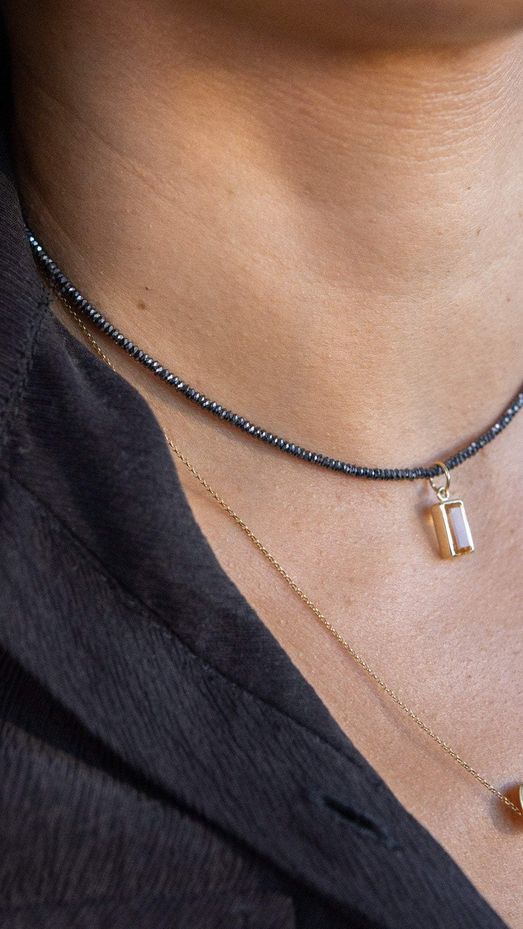 Colar Hematitas | Linha Ouro 18k