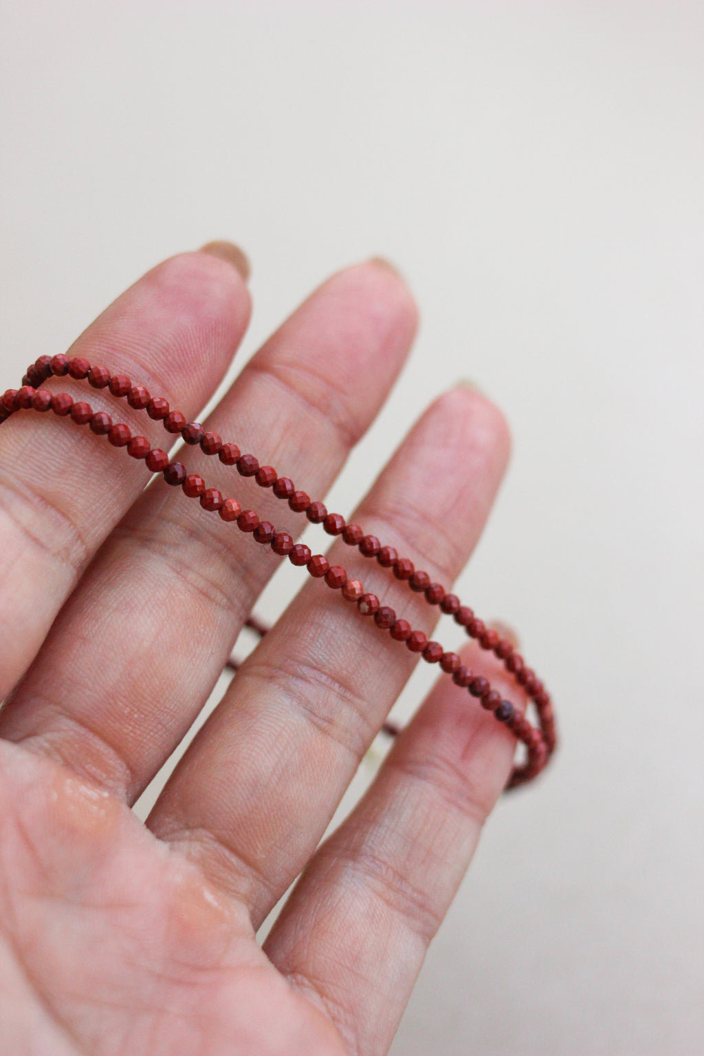 Colar em Jaspe | Linha ouro 18k