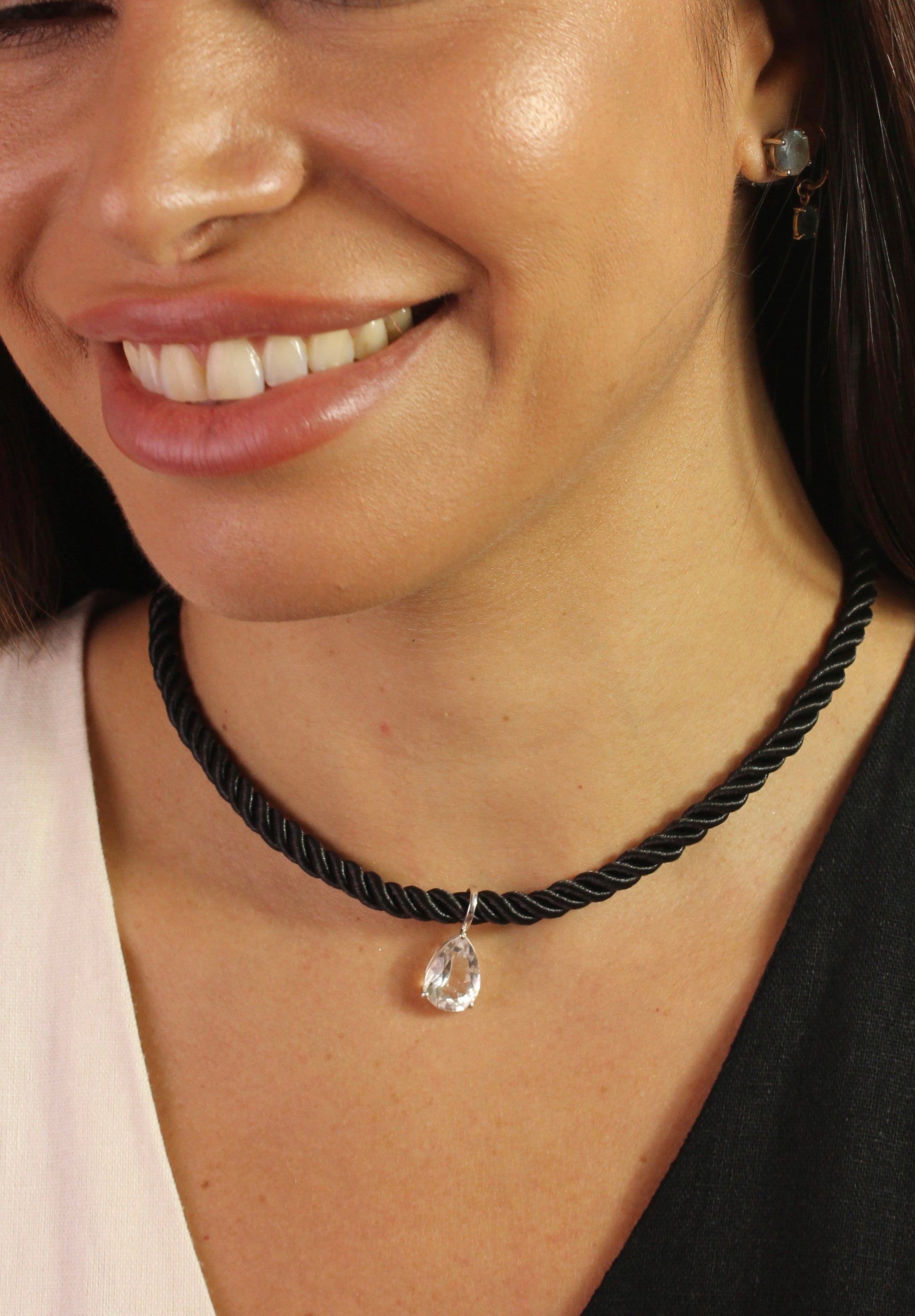 Colar Quartzo Transparente | linha Prata