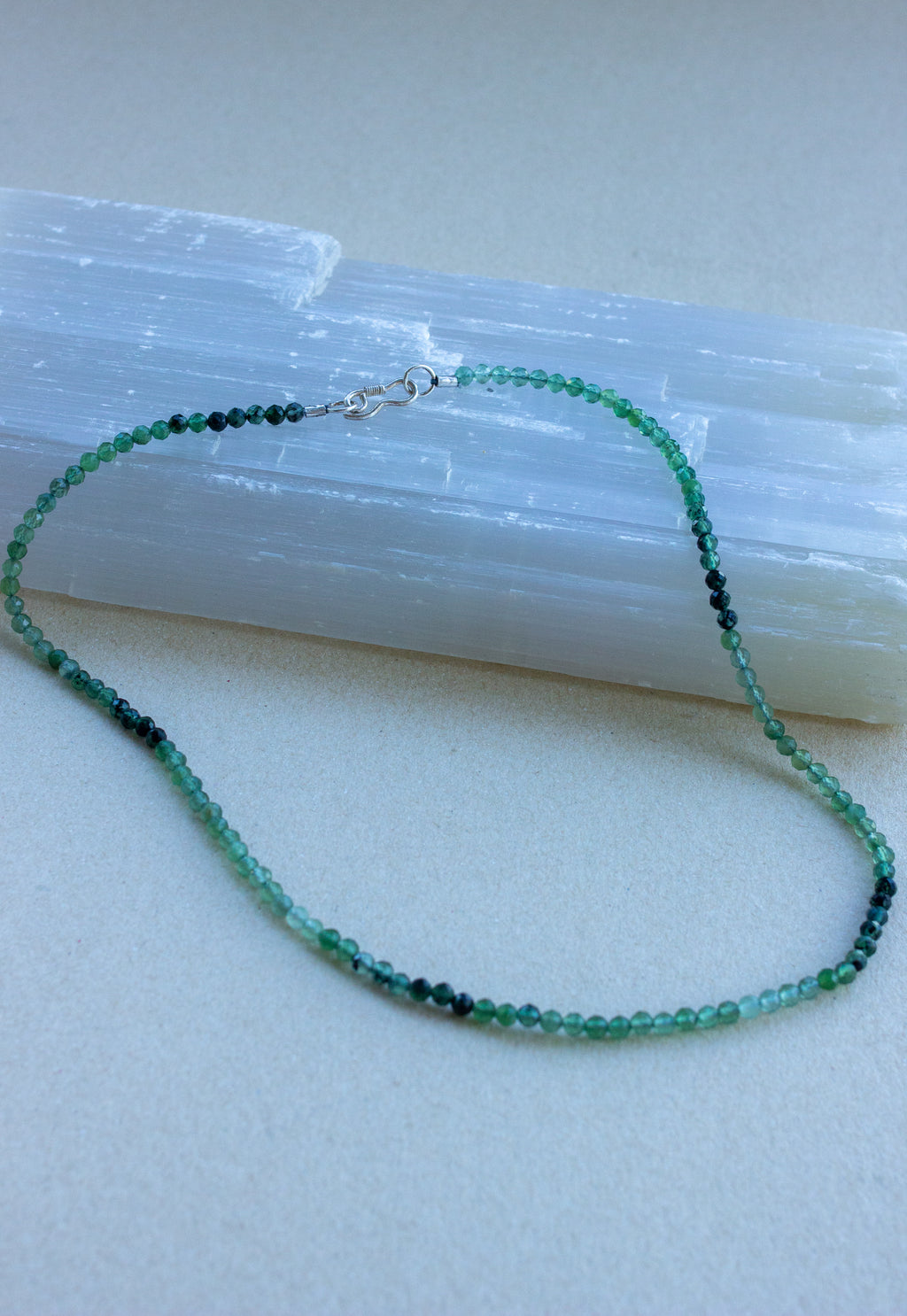 Colar Jade Russa | Linha Prata