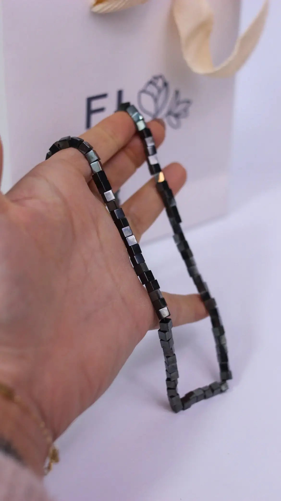 Colar de Hematitas