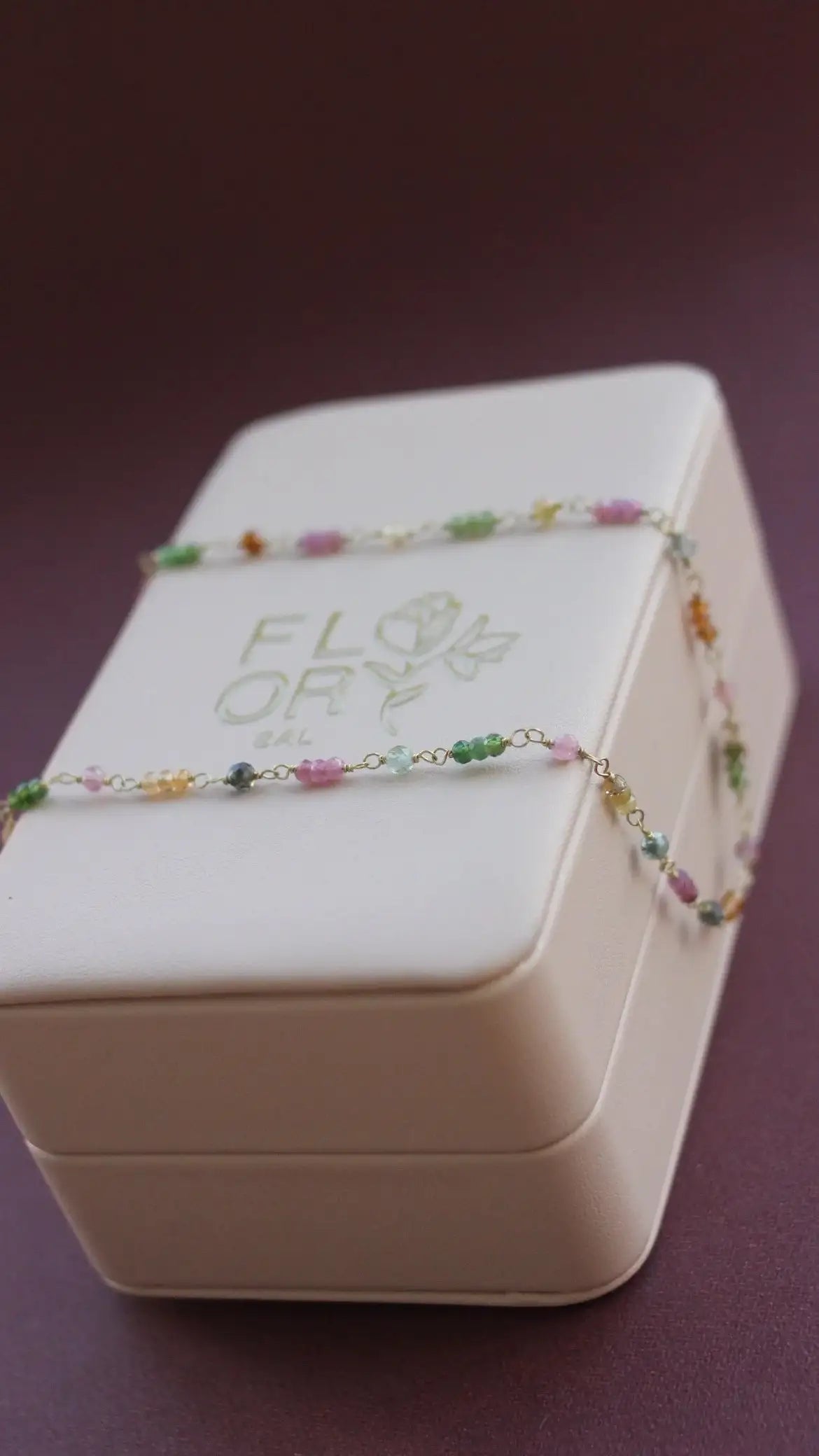 Colar Poesia em Ouro 18k