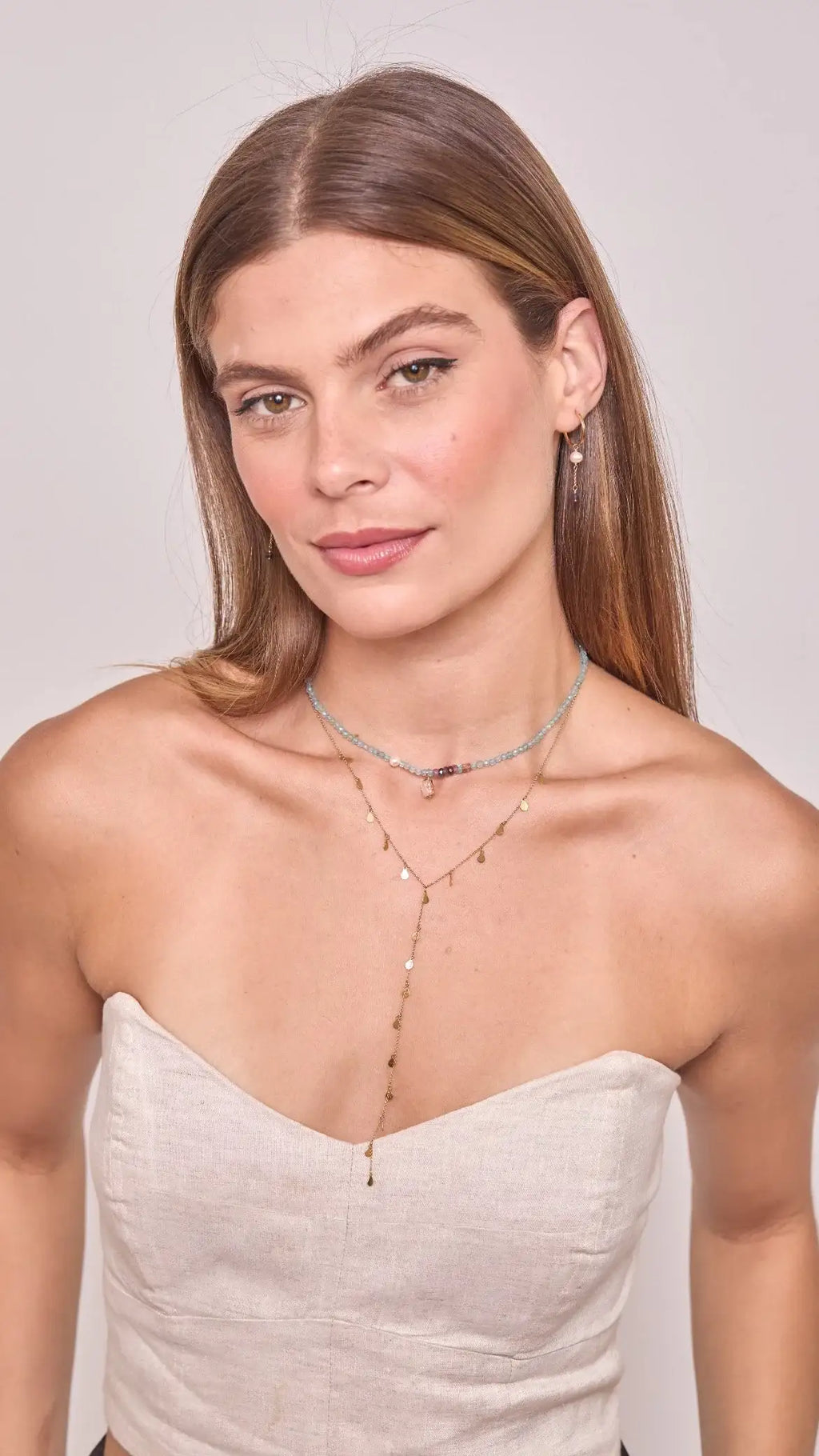 Argola Fluidez | Iolita & Pérolas  | Ouro 18k