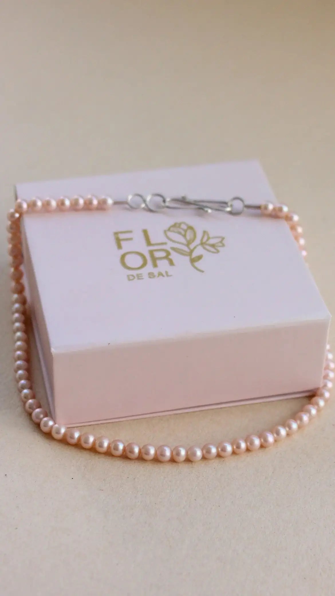 Colar Amélia Pérolas Rose | Linha Prata