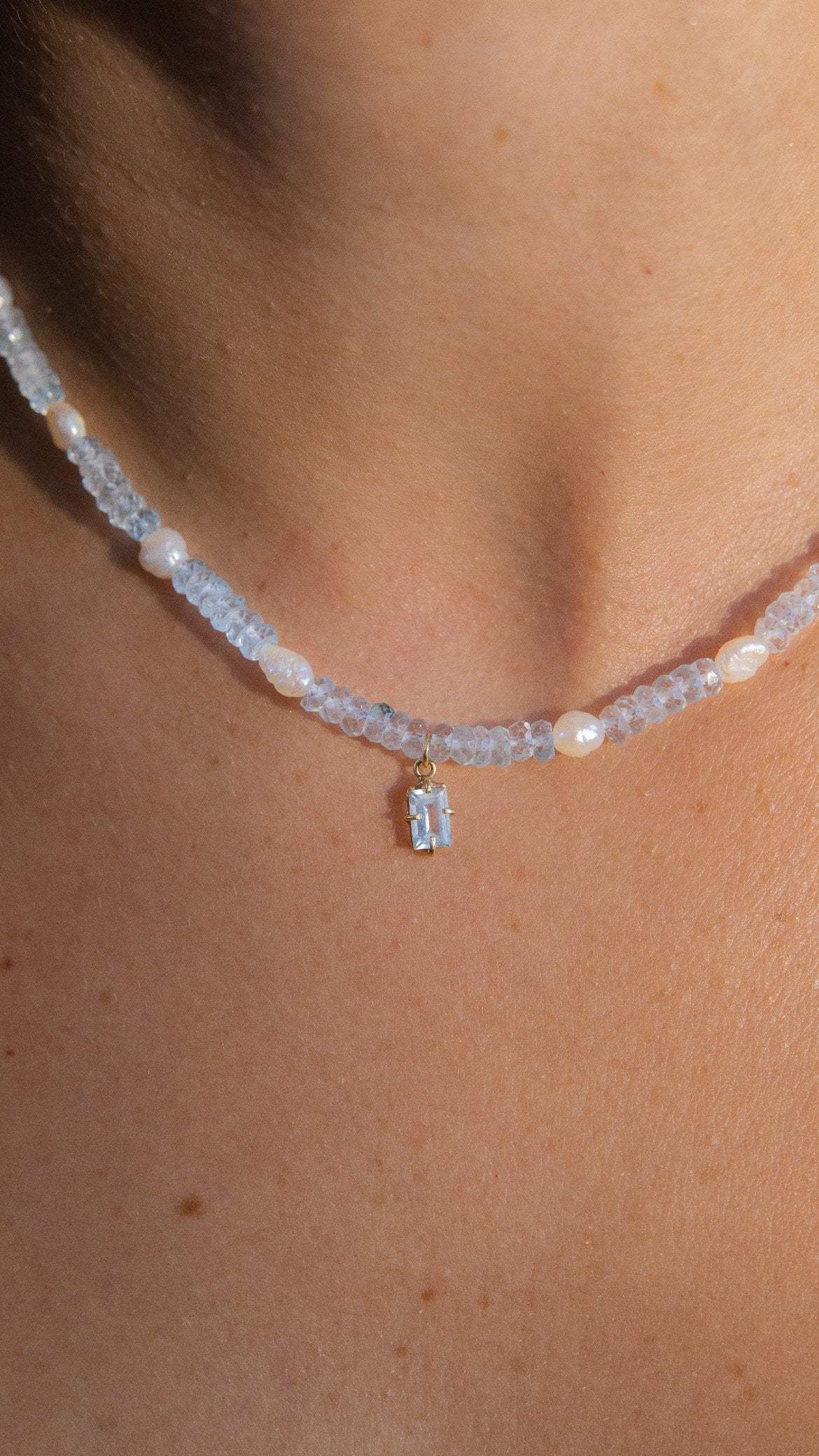 Colar Odoyá | Topázio Azul & pérolas | ouro 18k