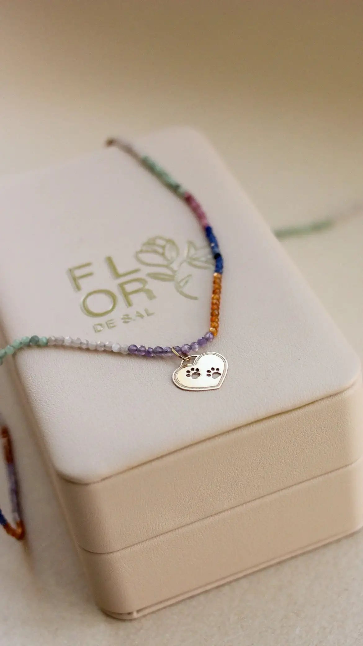 Pingente Mãe de Pet | Ouro 18k