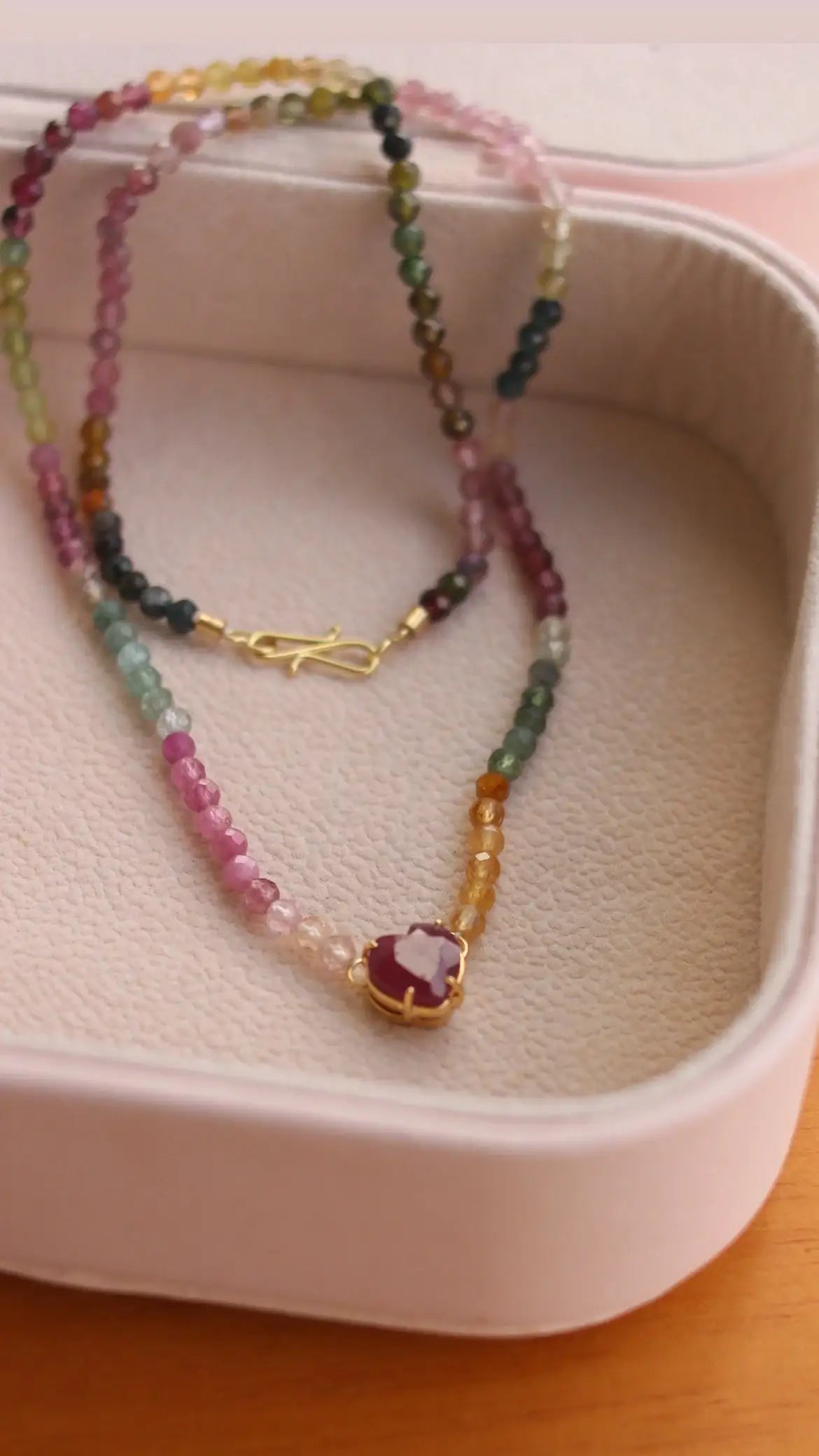 Colar coração em Rubi & Turmalinas | Ouro 18k