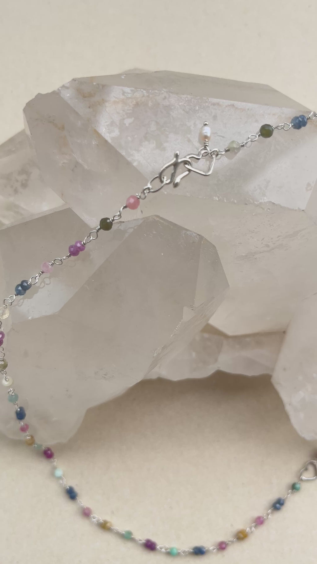 Colar Lilla | Safiras Colorida | Prata 950