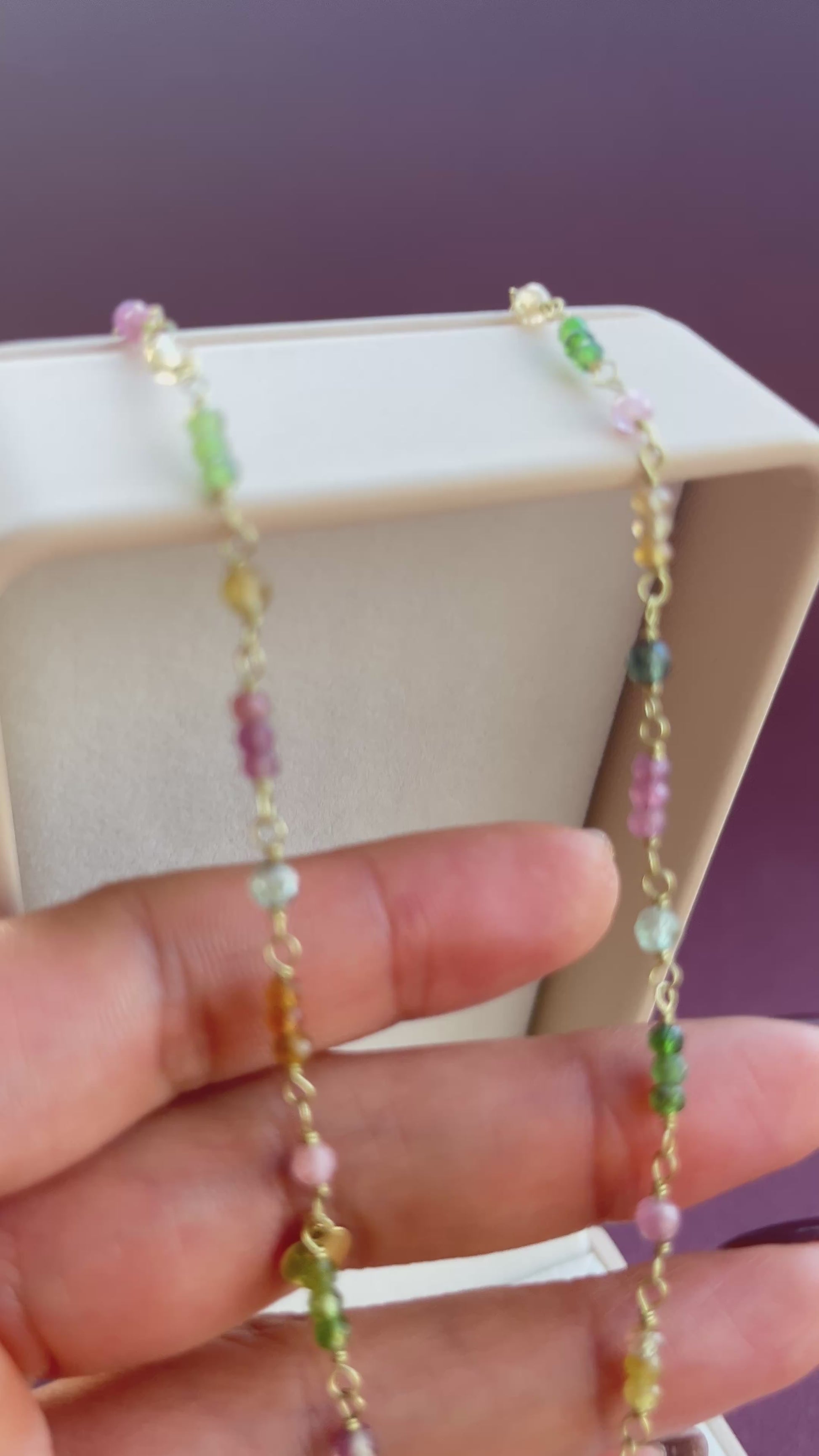 Colar Poesia em Ouro 18k